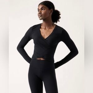 Athleta Transcend Wrap Top in Black